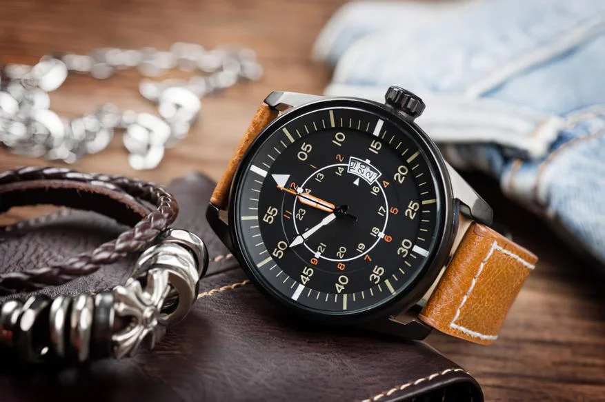 Choosing a wrist watch for men: 10 waterproof watches from Aliexpress