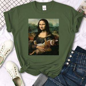 Mona Lisa Cat Hug Tee 2